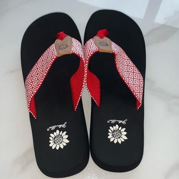 YELLOW BOX FLIP FLOPS SANDALS WOMENS SIZE 10 Worn 1x - Picture 10 of 10